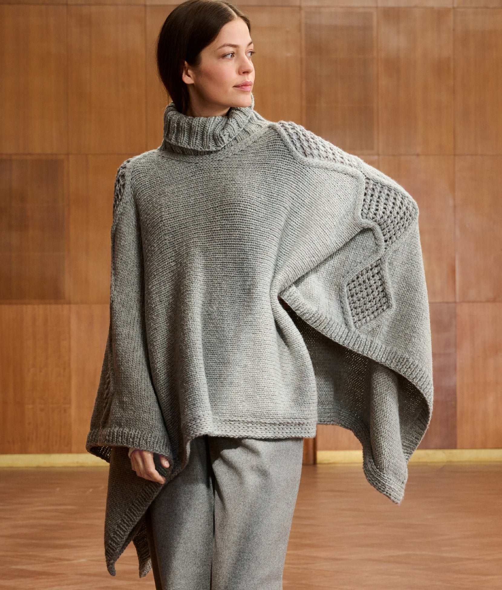 PONCHO · COOL MERINO BIG & GLAMOUR