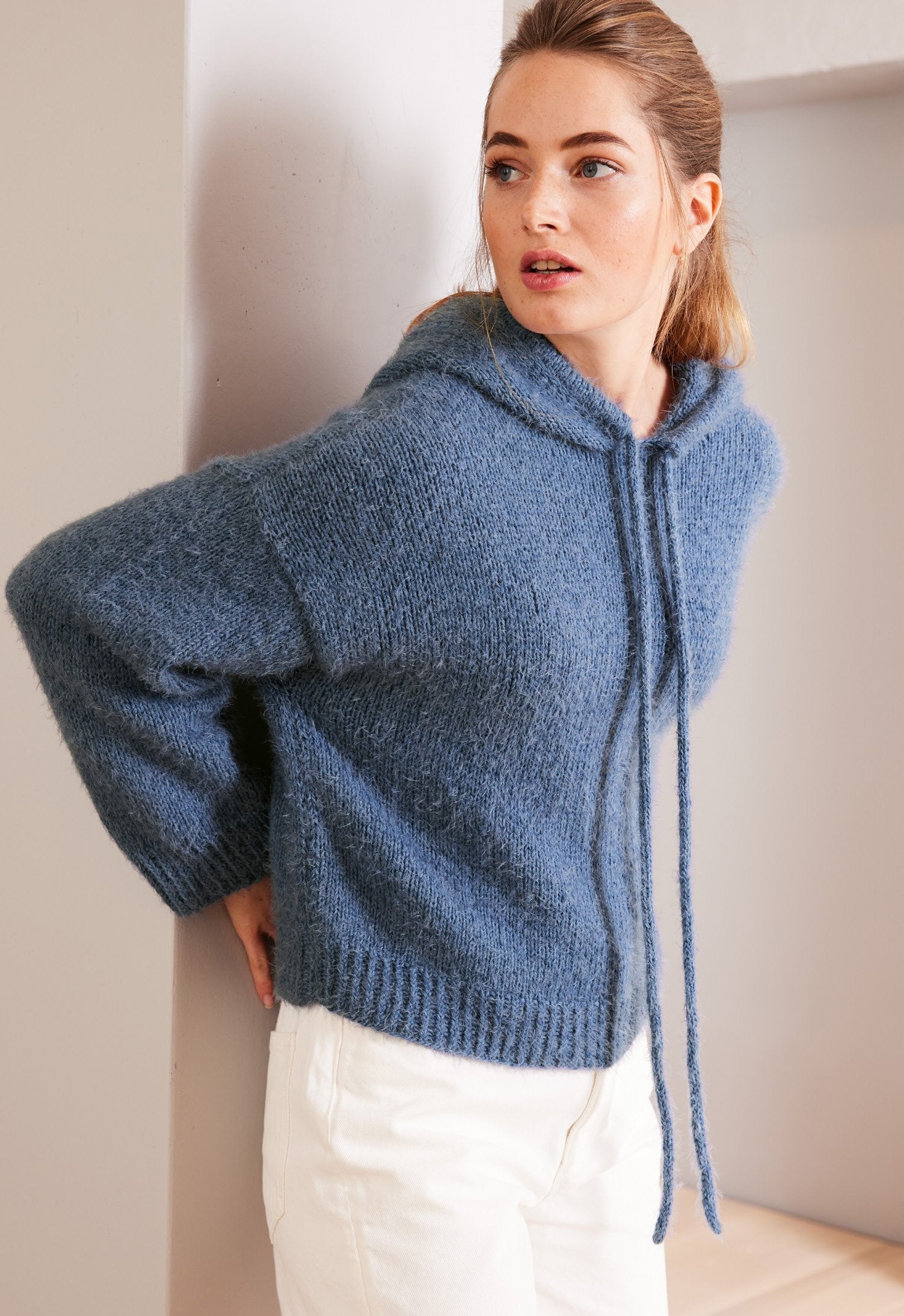 KAPUZENPULLOVER · ALLORA & PER FORTUNA