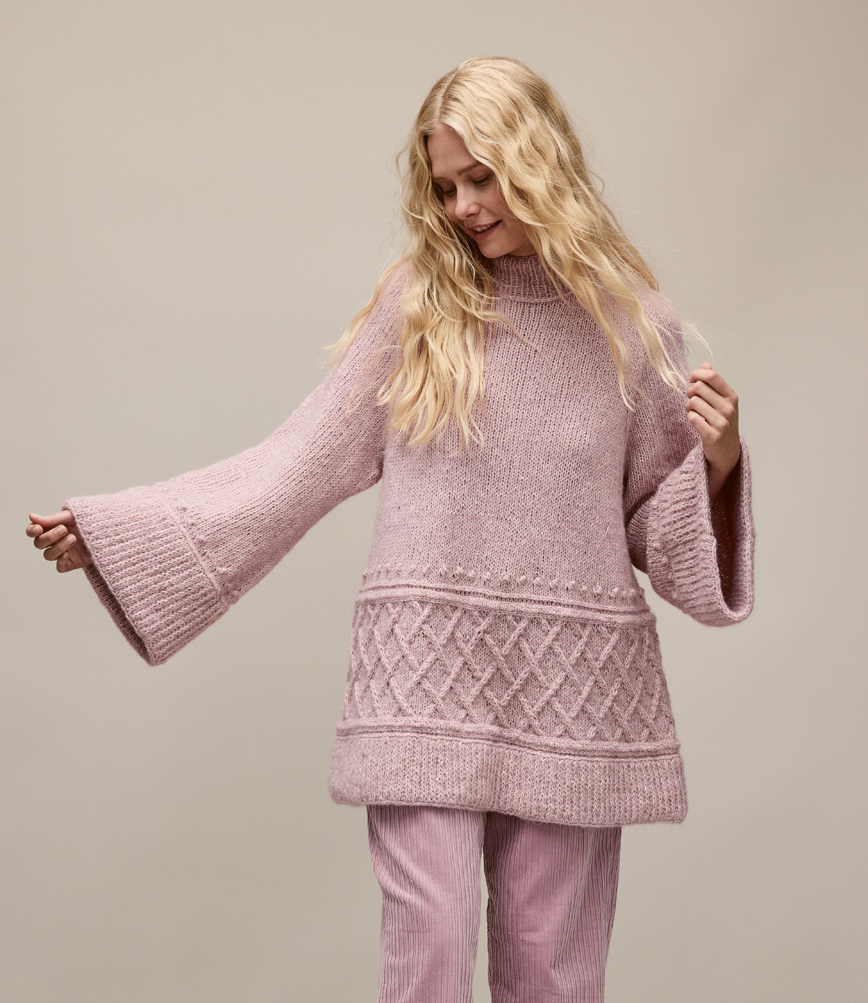 Modell 8 · NATURAL ALPACA PELO