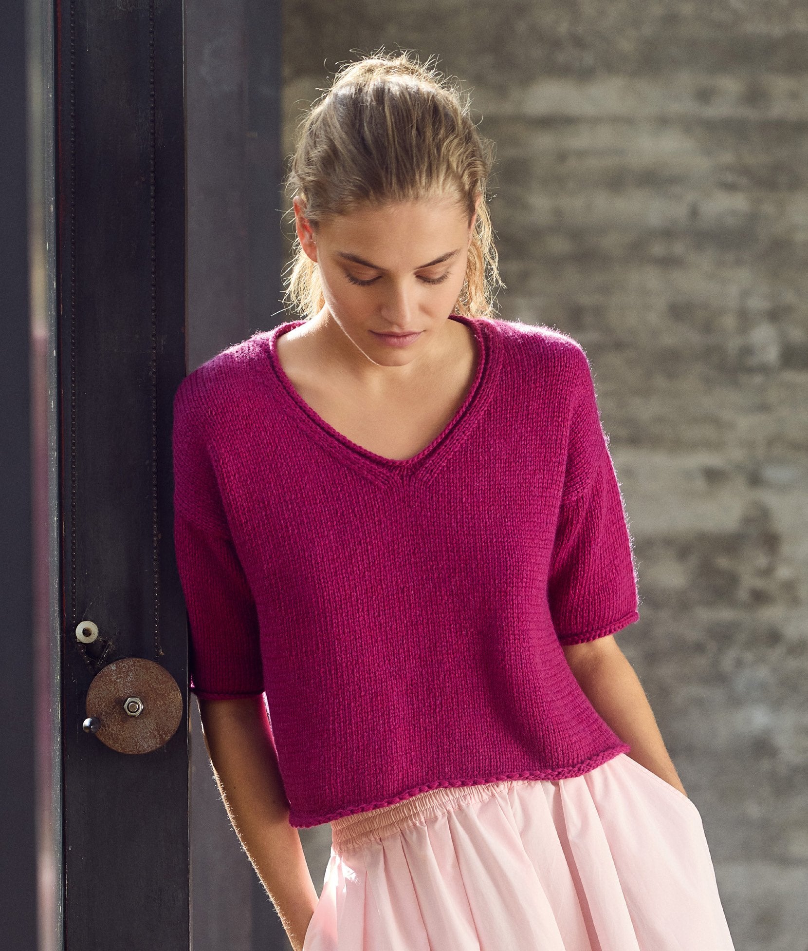 V-SHIRT · SUMMER SOFTNESS
