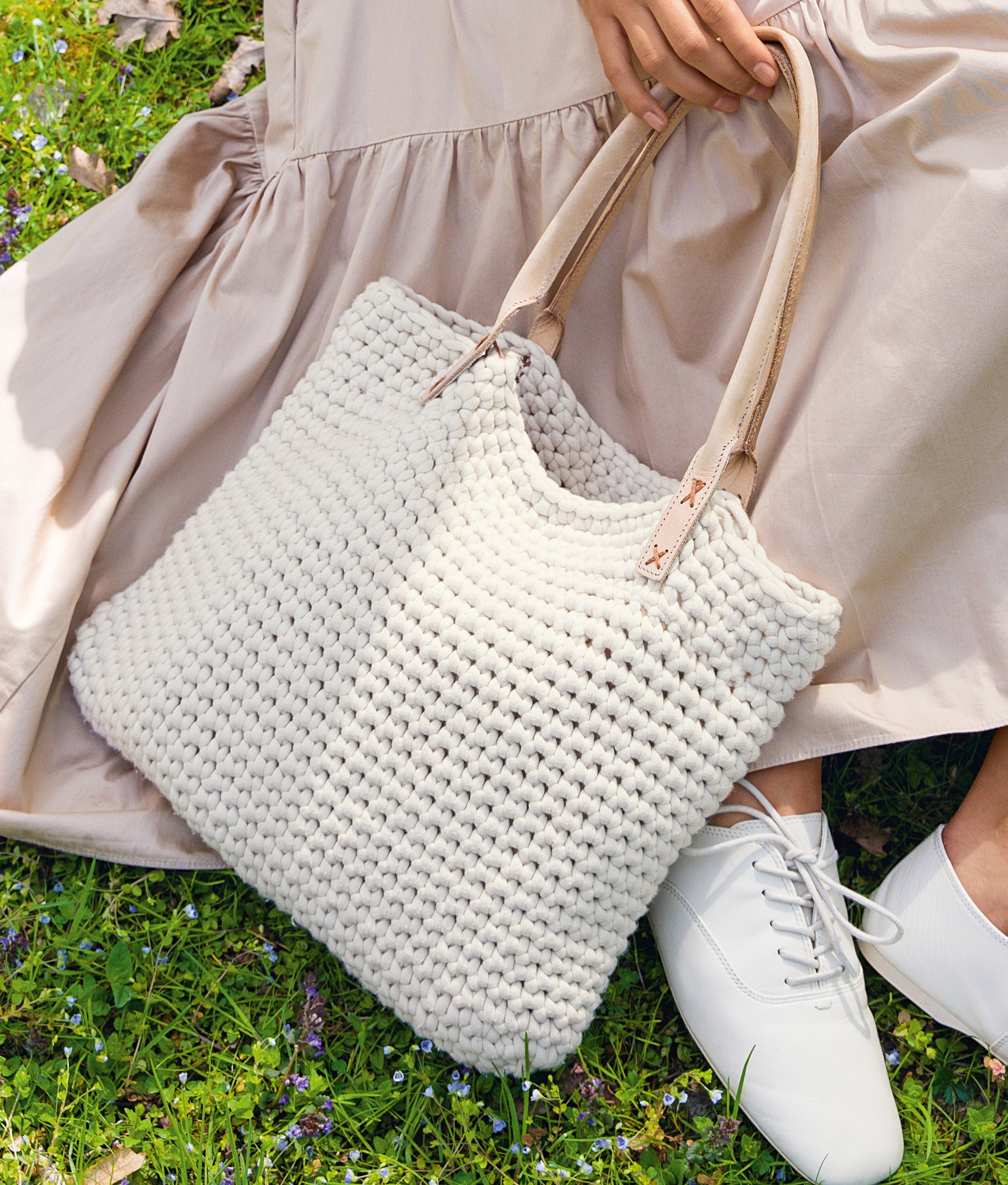 THE TUBE · TASCHE