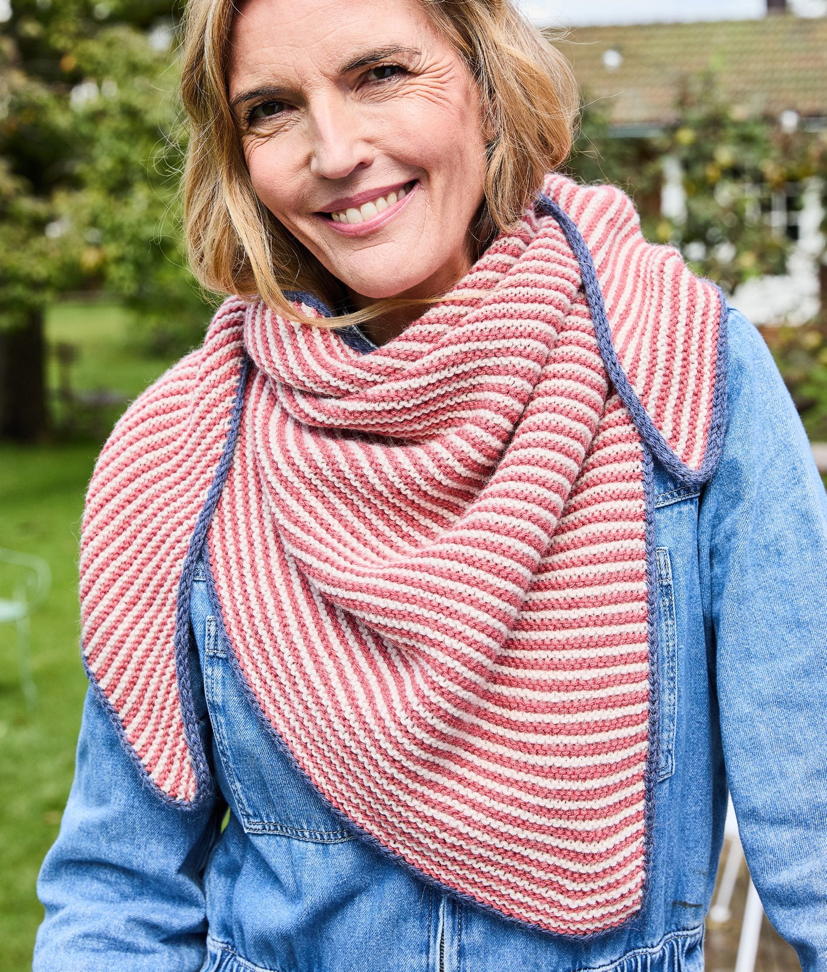 DREIECKSTUCH · LANDLUST ALPAKA MERINO 160
