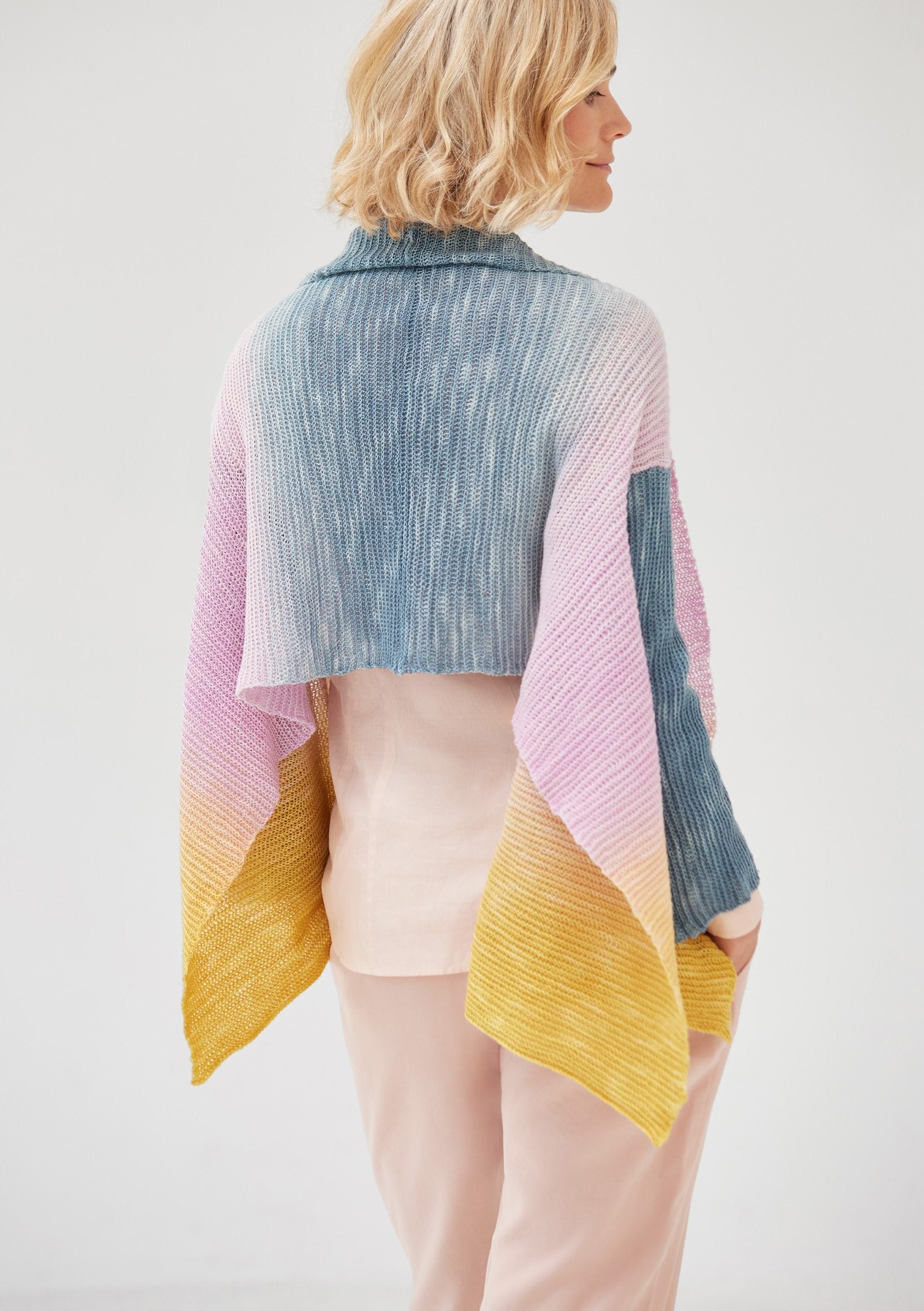 ÄRMELSCHAL · COOL WOOL LACE HAND-DYED