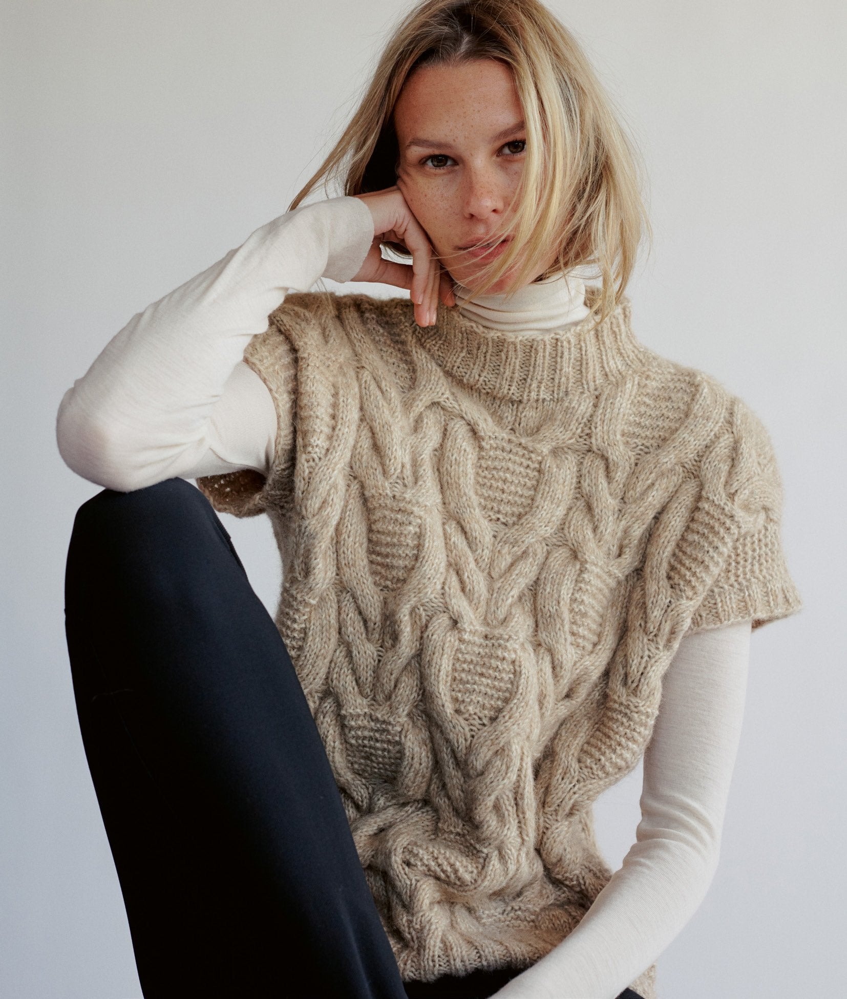 PULLUNDER · NATURAL ALPACA PELO