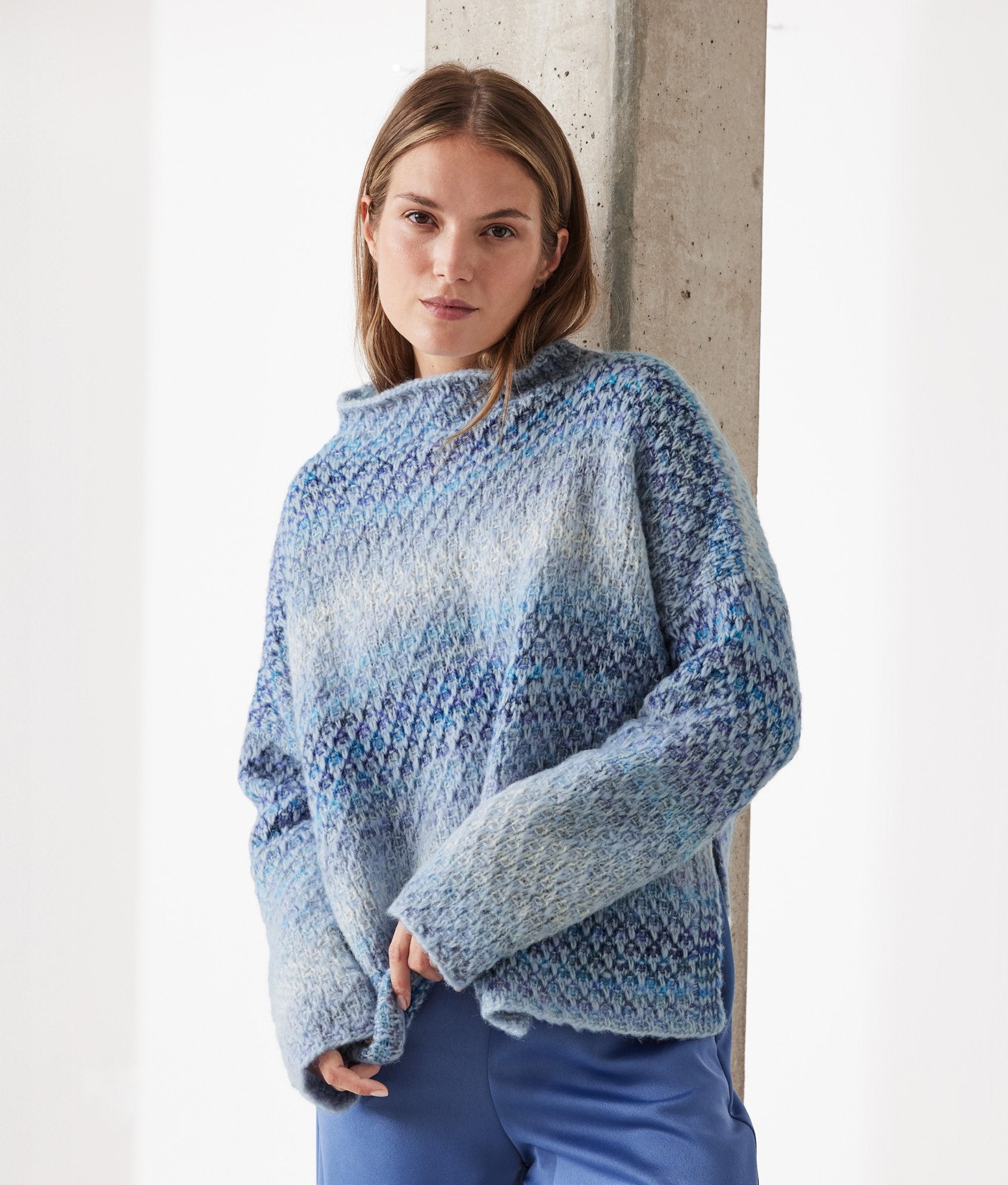 PULLOVER · AIRY & PICASSO