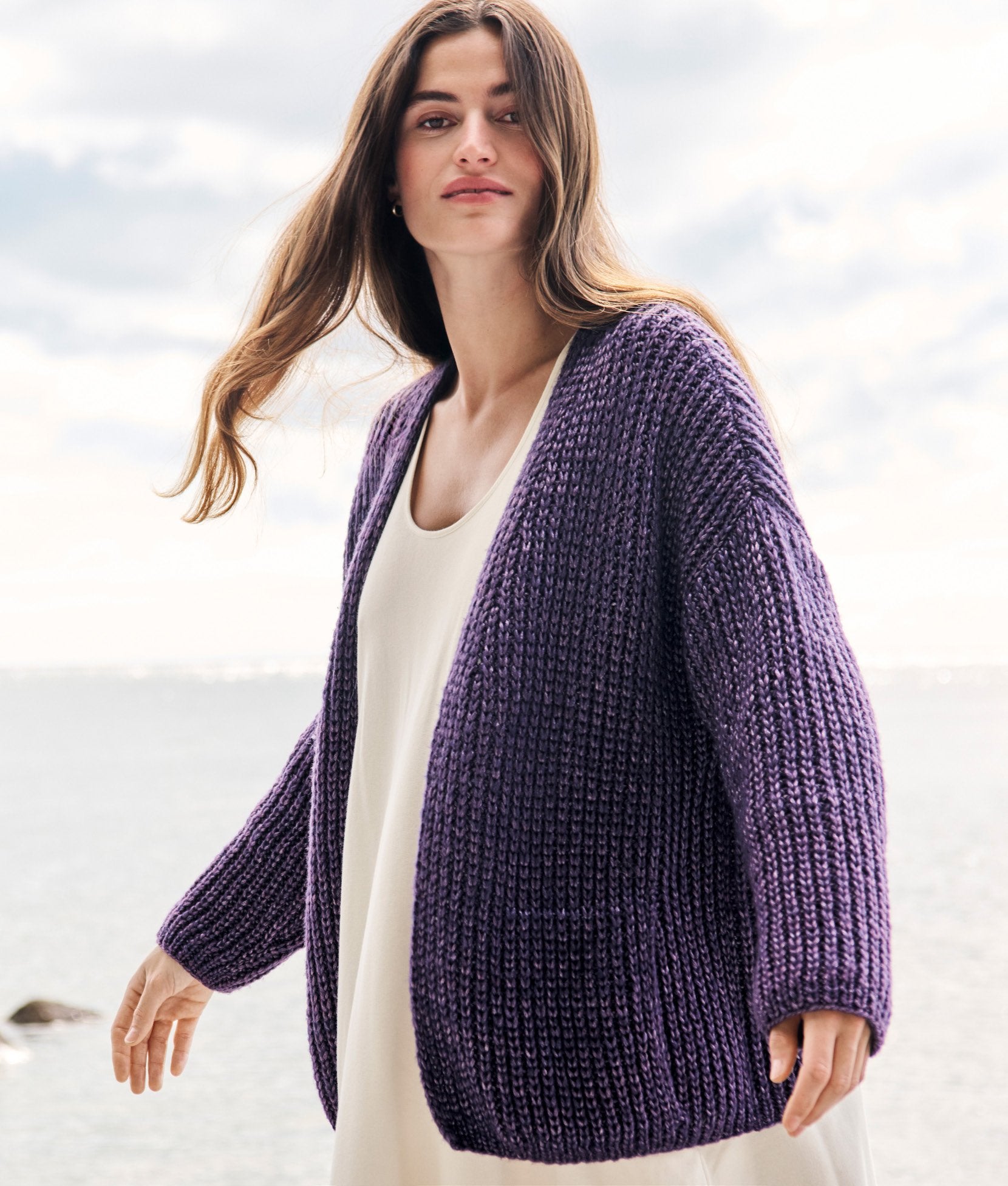 CARDIGAN · LUCIDA