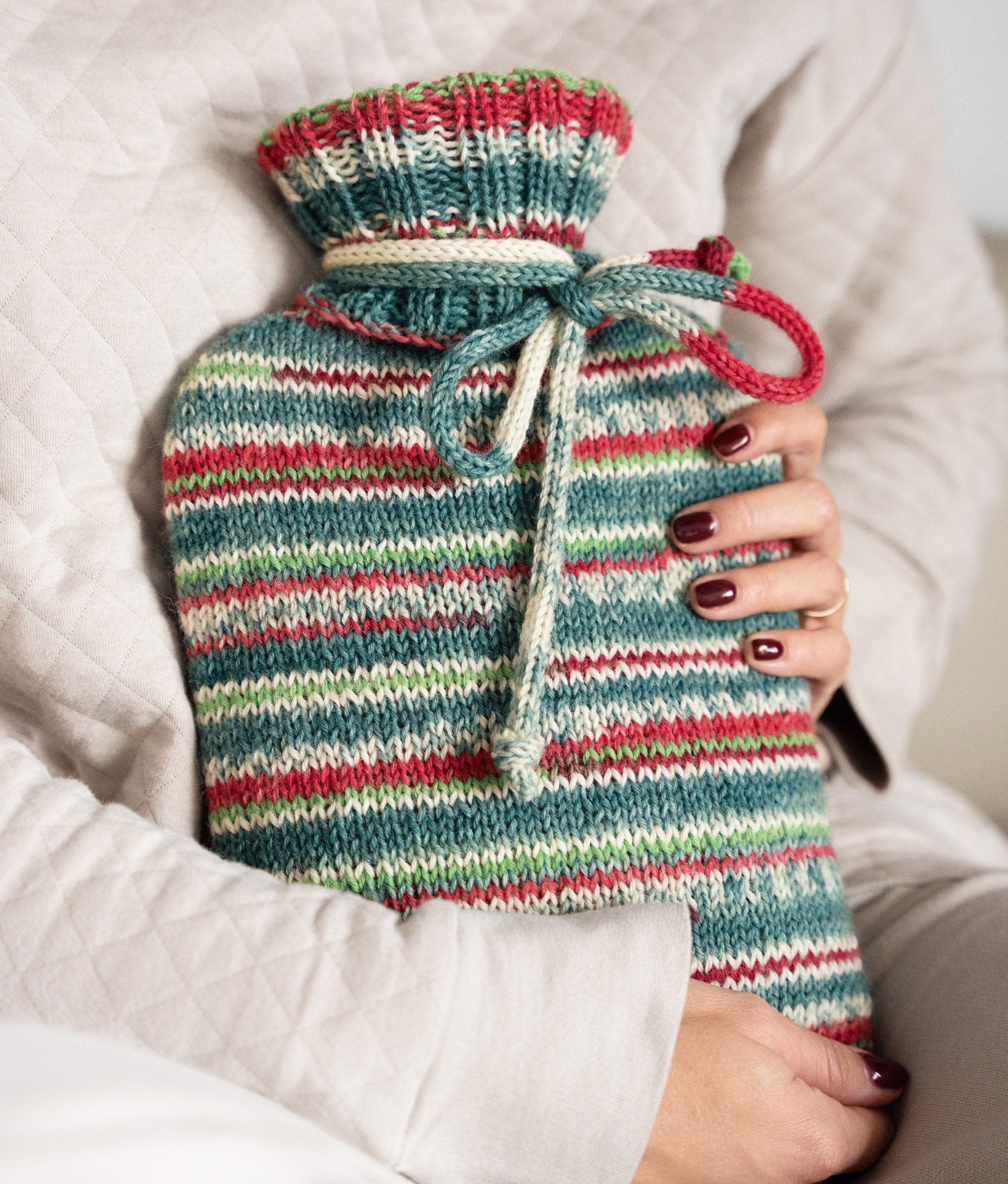 WÄRMFLASCHE · MEILENWEIT 6-FACH MERINO CHRISTMAS