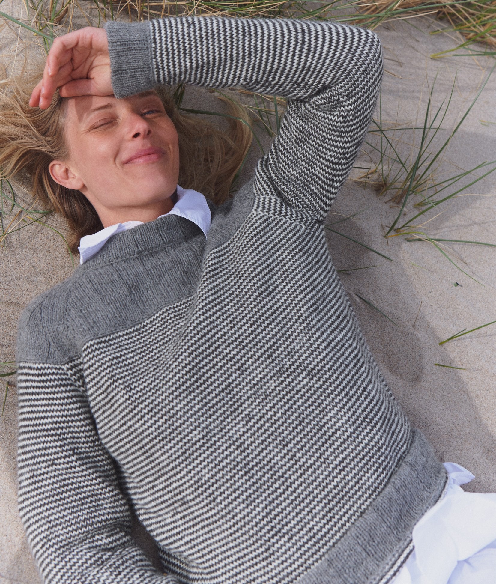 TOP-DOWN RAGLAN · NATURAL ALPACA CLASSICO
