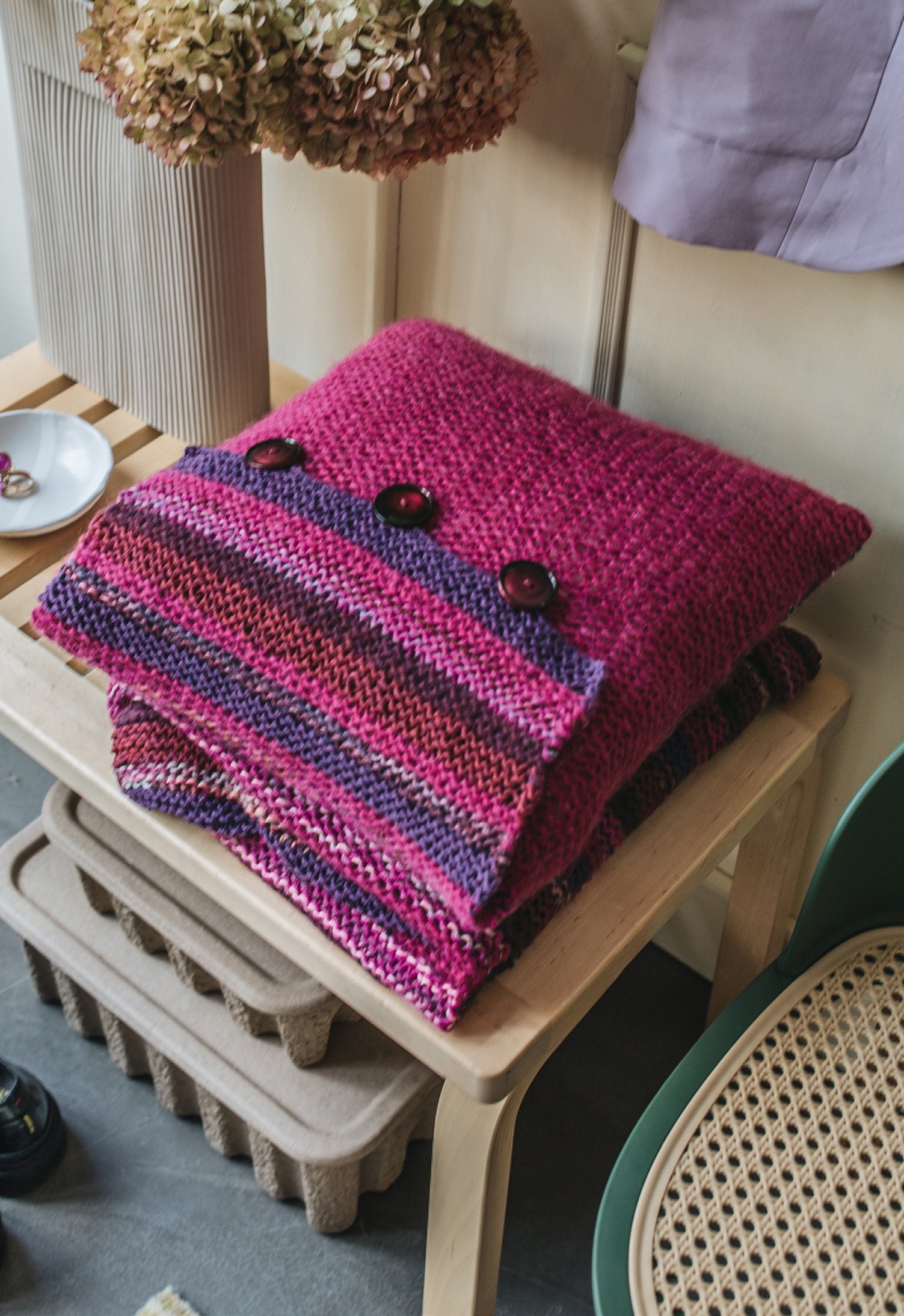 KISSEN · BRIGITTE NO. 2, COOL WOOL BIG, COLORISSIMO & BINGO MÉLANGE