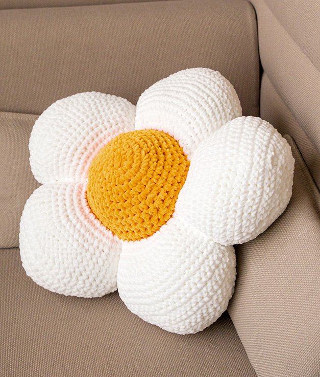 KISSEN BLUME · THE LOOK