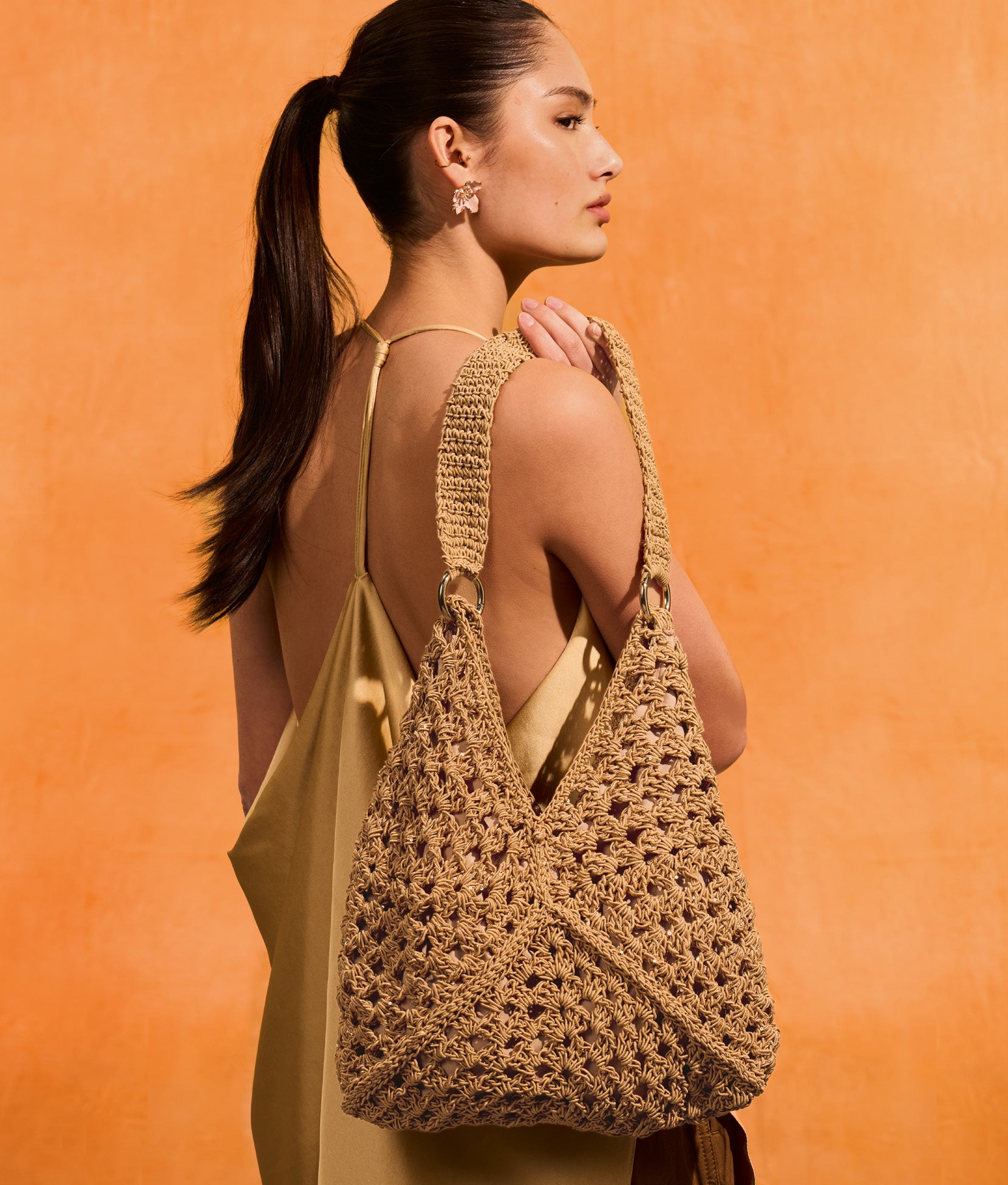 GRANNYSQUARE TASCHE MIT GLITZER · THE CORE & GLAMOUR