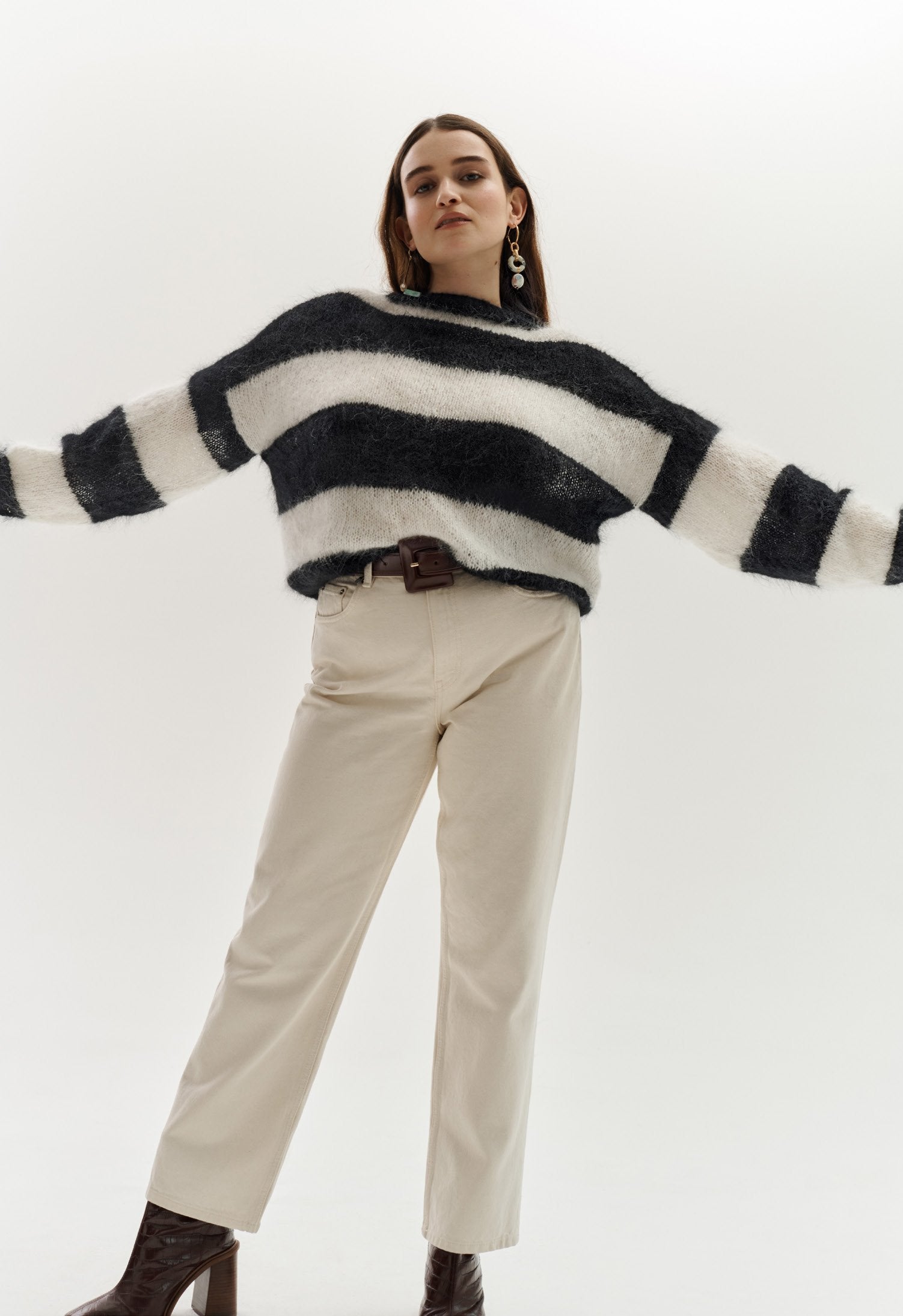 PULLOVER · BRIGITTE NO. 3 & DIAMANTE