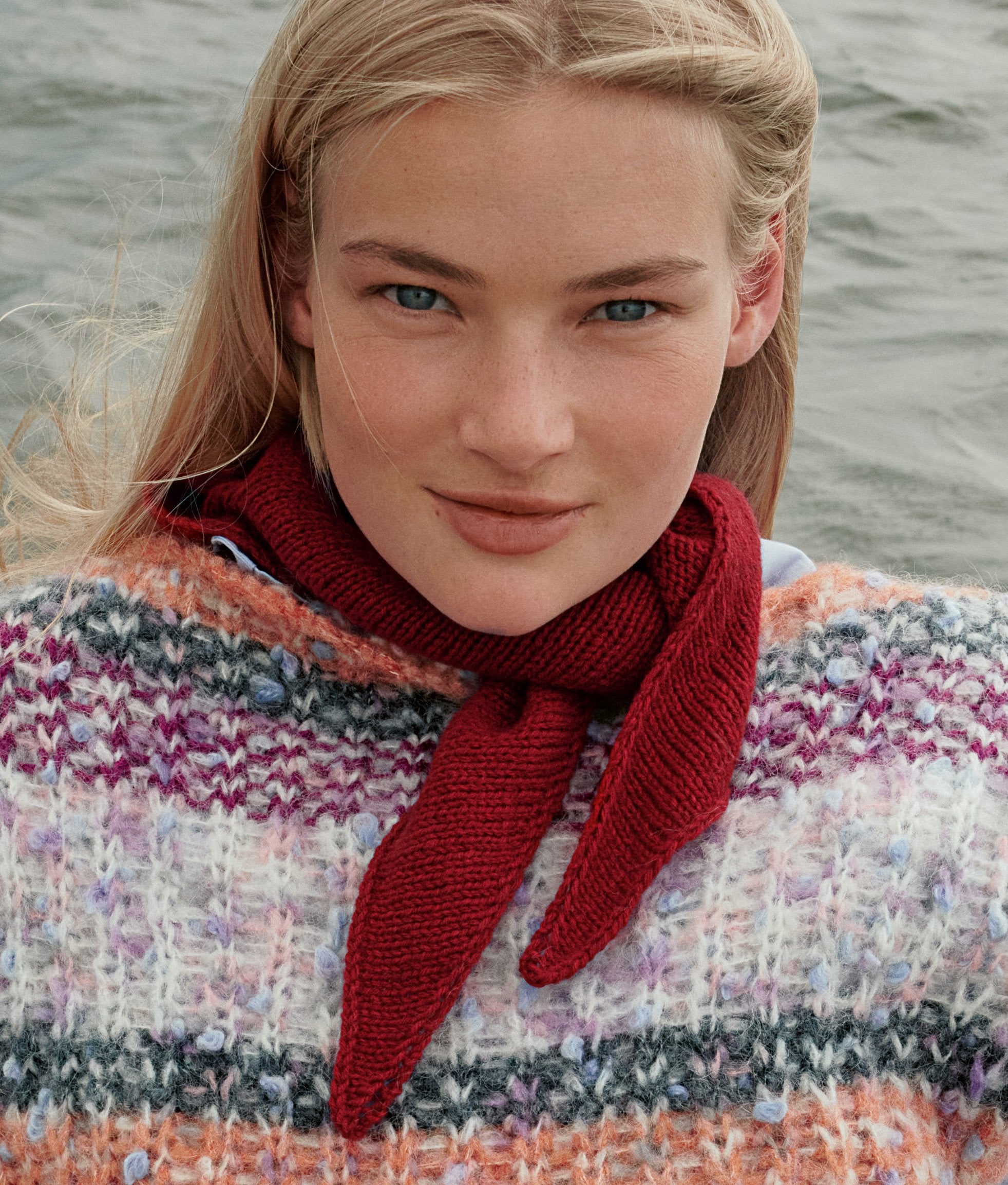 DREIECKSTUCH · CASHMERE VERDE