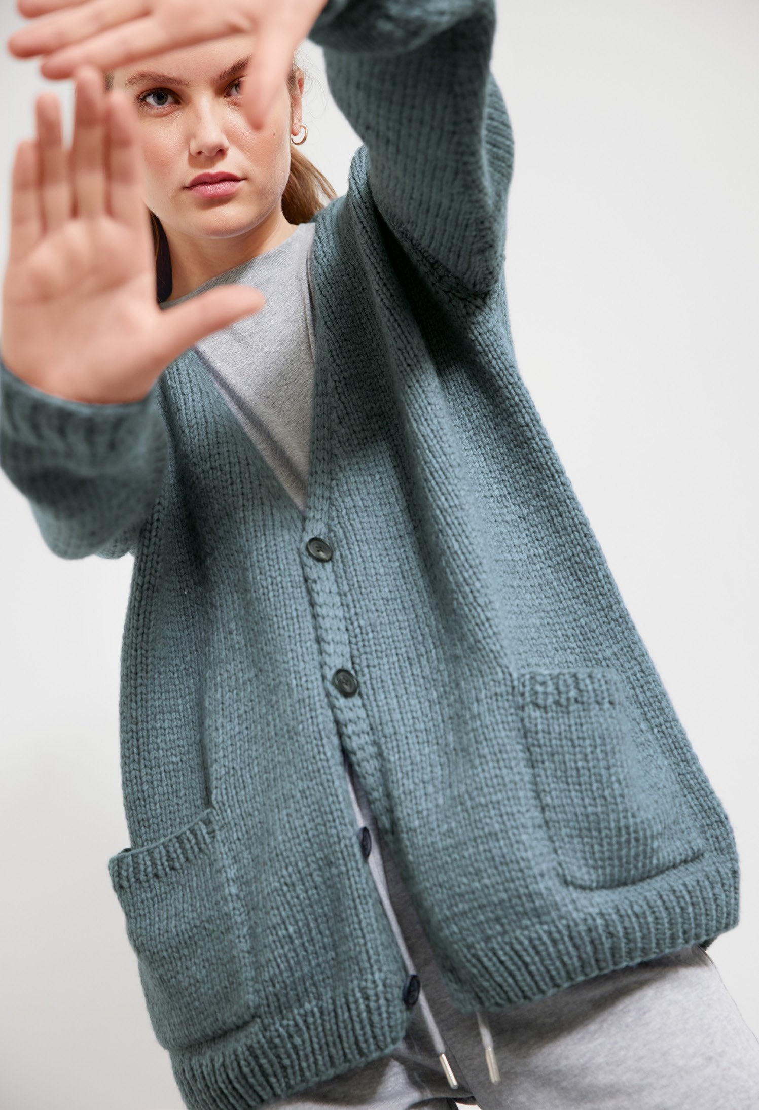 CARDIGAN · ALTA MODA CASHMERE 16