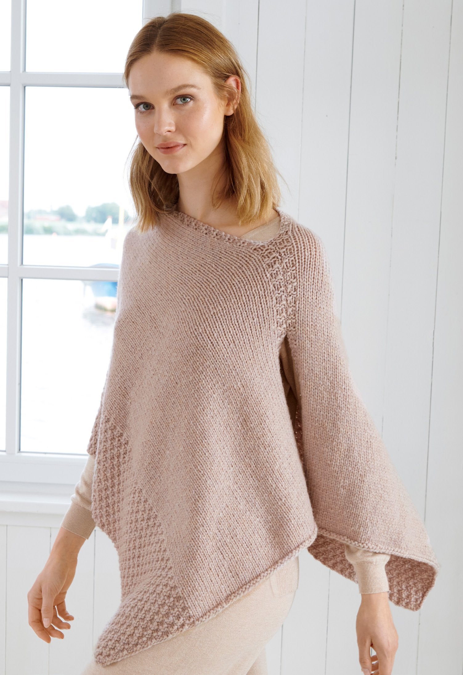 PONCHO · ALTA MODA CASHMERE 16