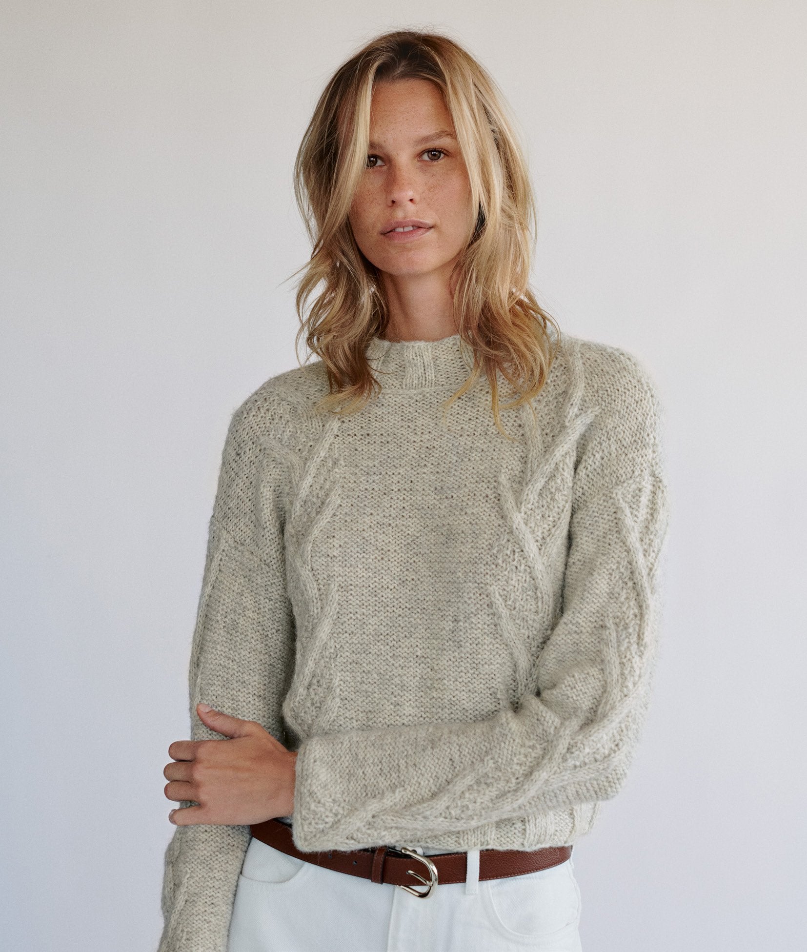 KURZPULLOVER · NATURAL ALPACA PELO