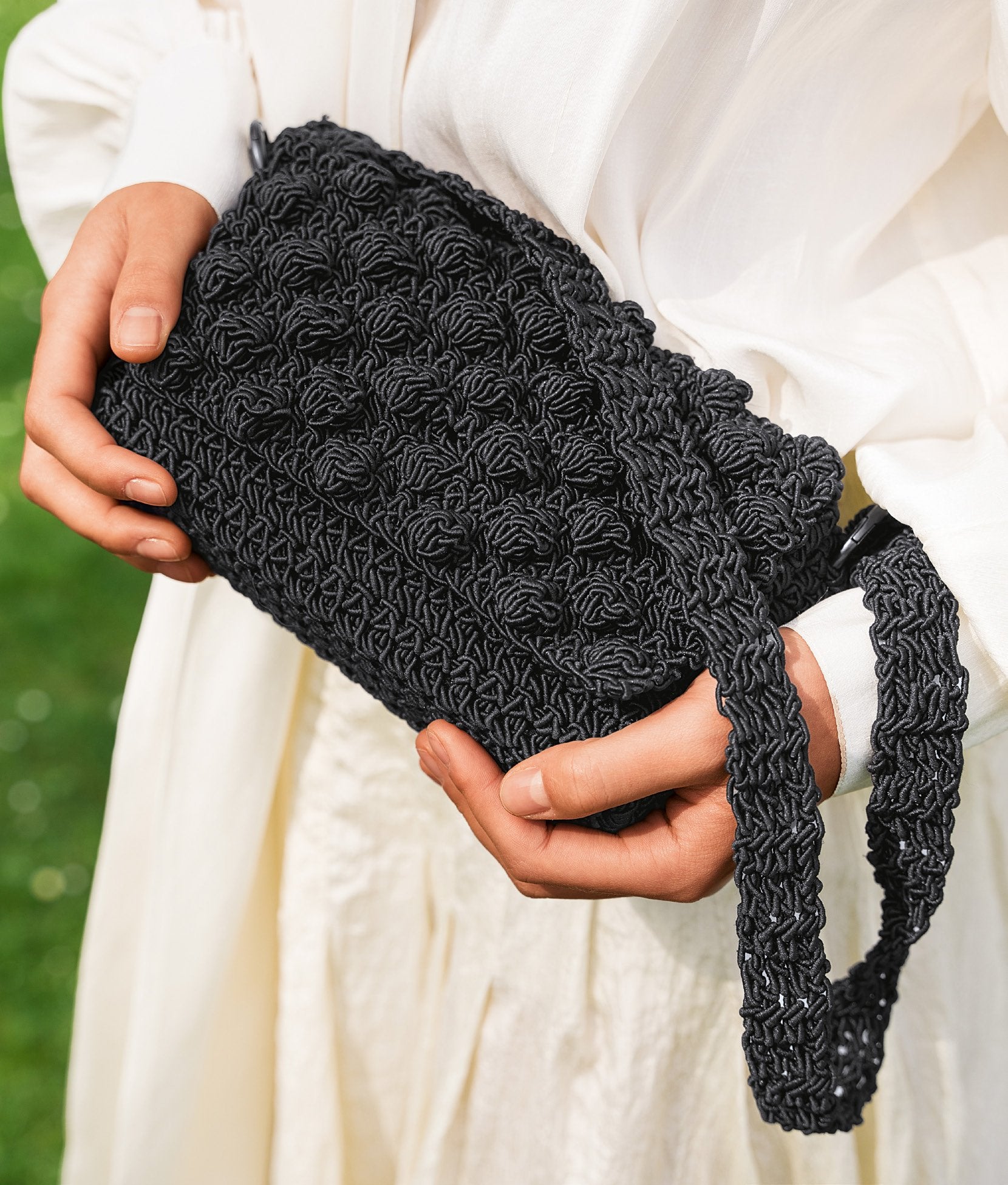 HANDTASCHE · THE CORE
