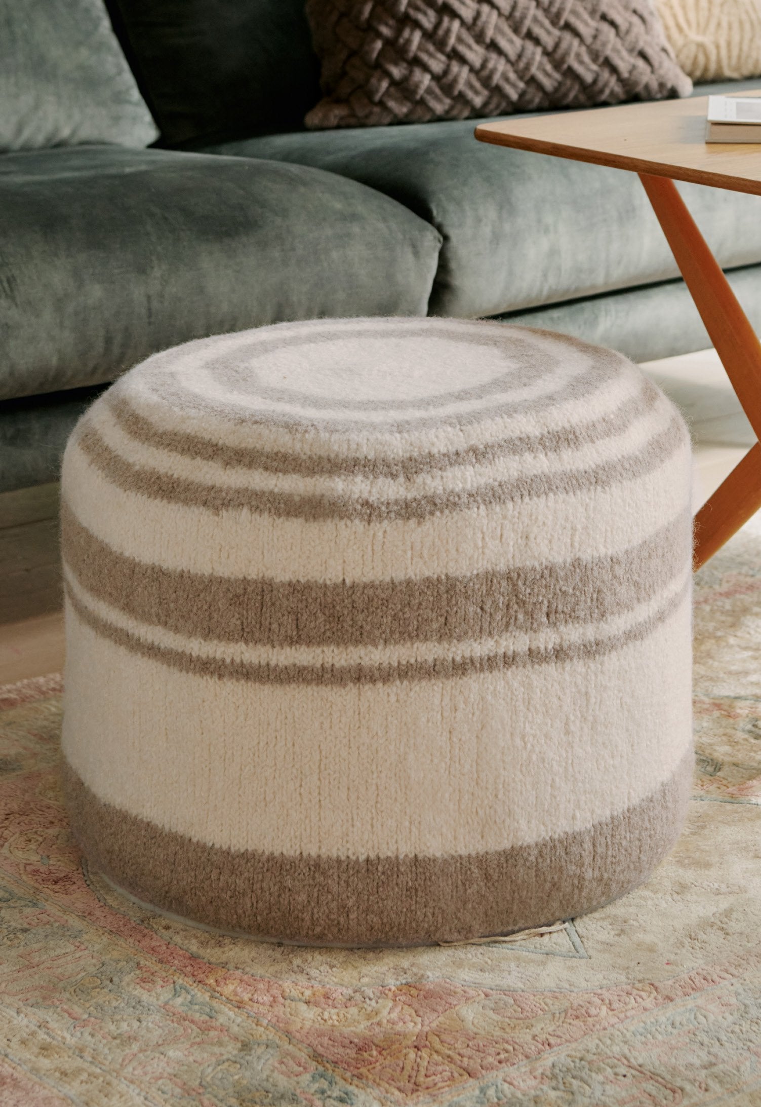POUF · FELTRO