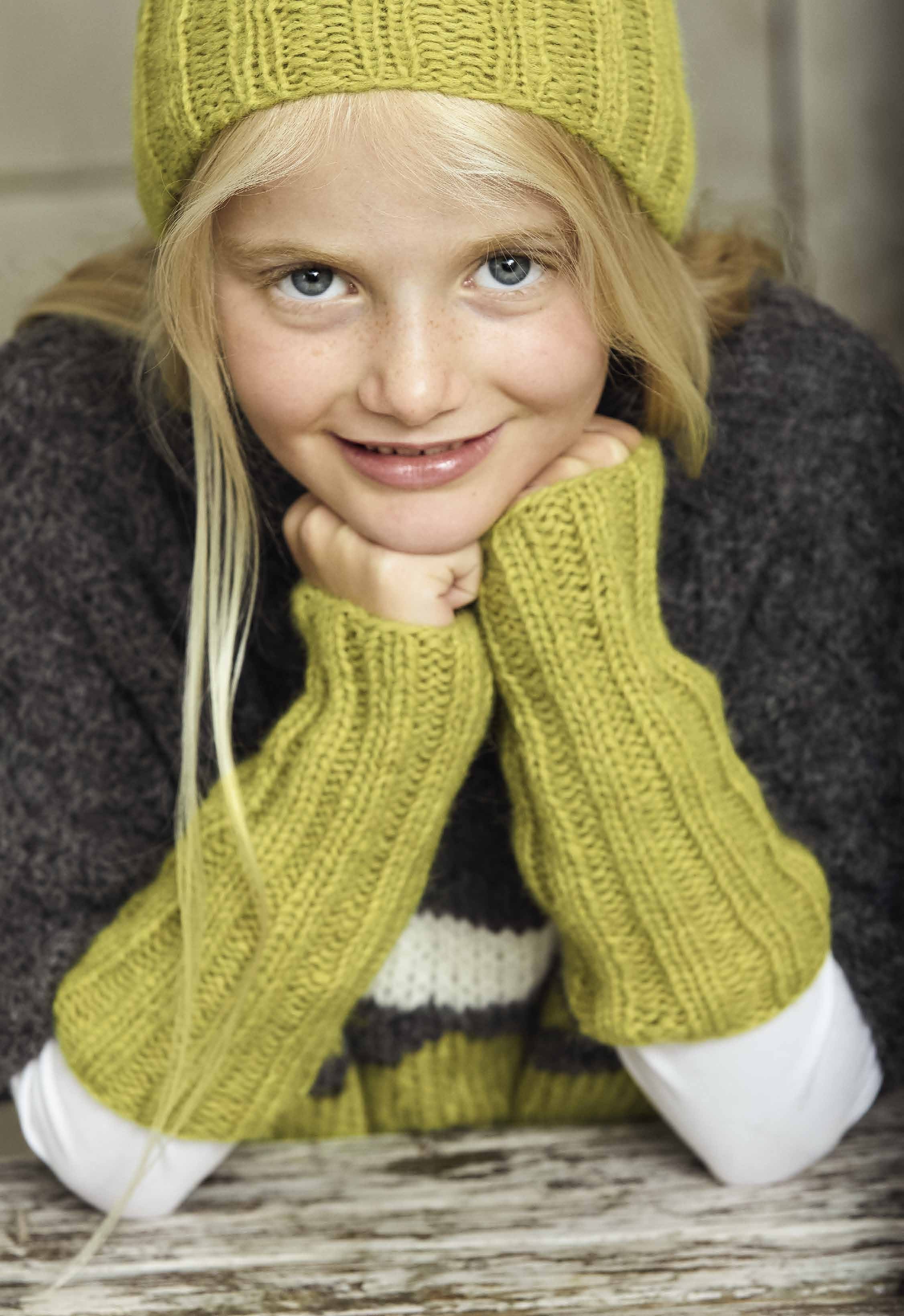 ARMSTULPEN · BRIGITTE NO. 2